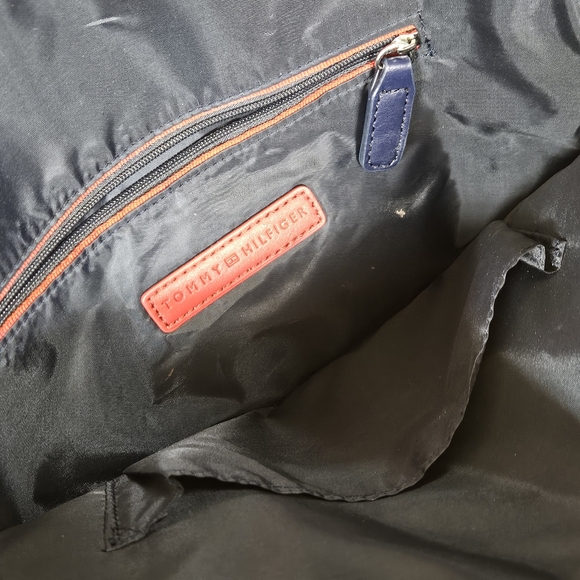 Tommy Hilfiger bag - Picture 4 of 5